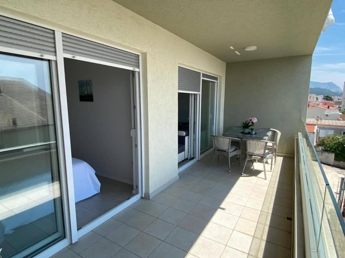 Modern Apartments With Garage Makarska Exterior foto